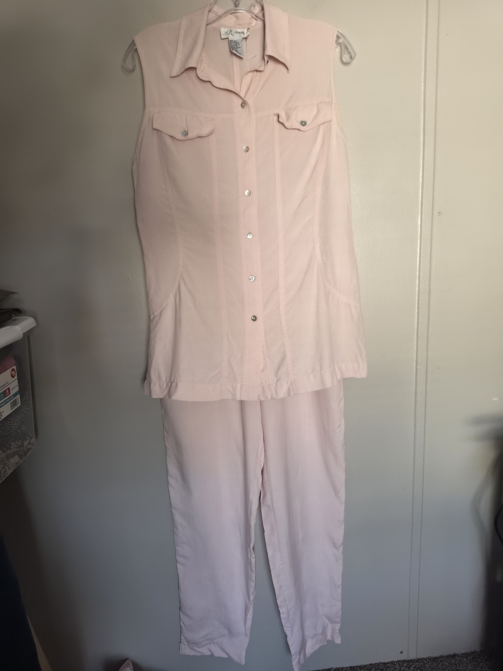 Vintage K. Arnold 100% Silk 2PC Sleeveless Top (9/10) & Pants (7/8)Set Pink